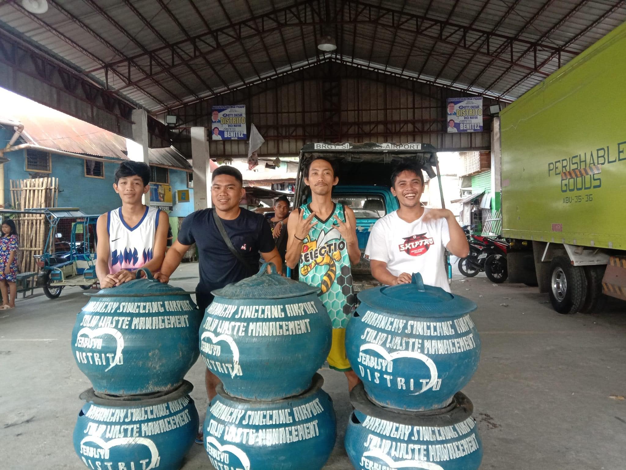 Turnover of Waste Bin – Kap Rosinie Distrito